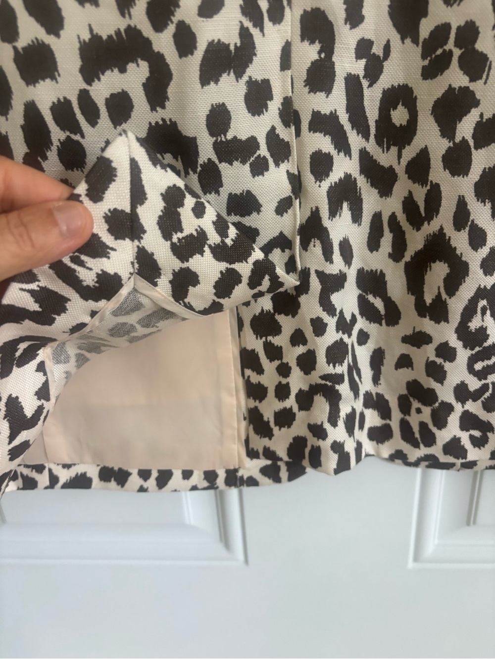 J. Crew Cream and Black Leopard Print Lightweight Blazer, Size 6 - Picture 9 of 15